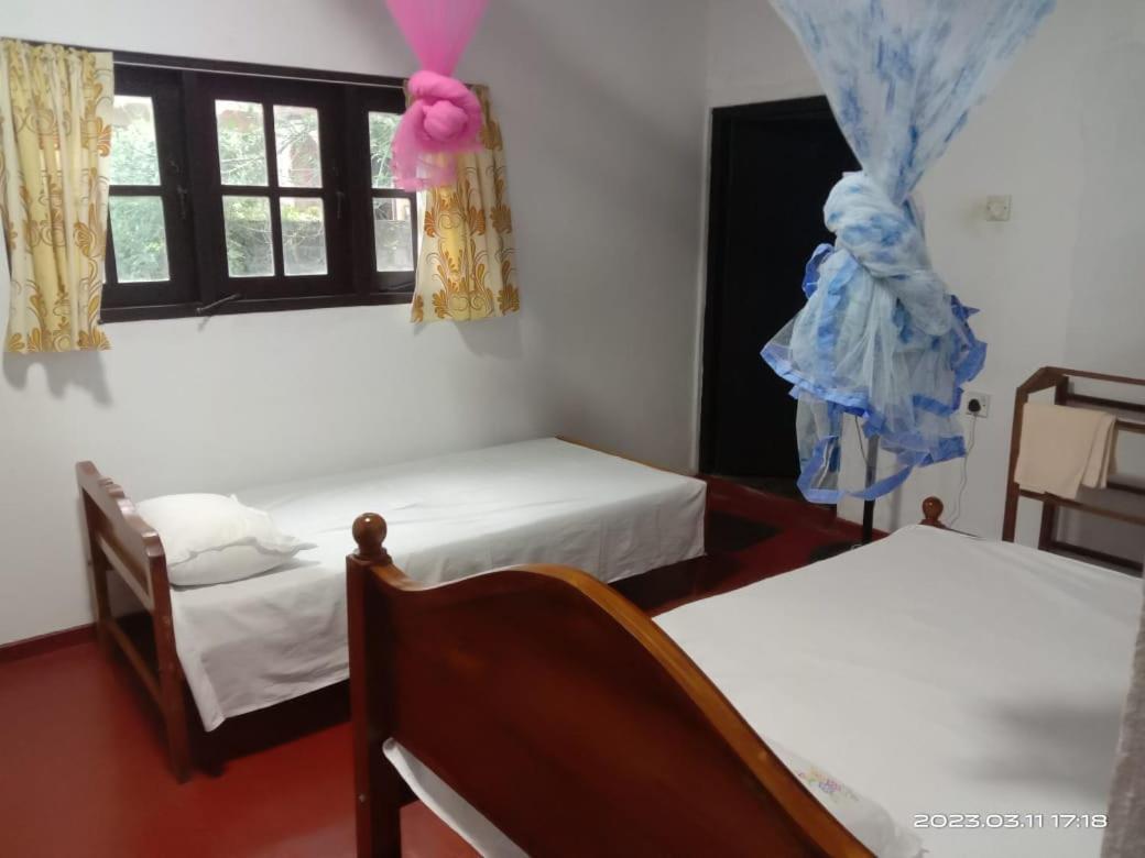 Unawatuna White Villa ภายนอก รูปภาพ